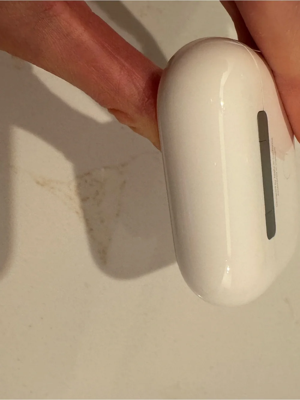 APPLE White AirPods, Charging Case, NO cord included. They WORK.